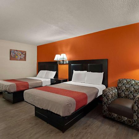 Econo Lodge Йемасси Экстерьер фото