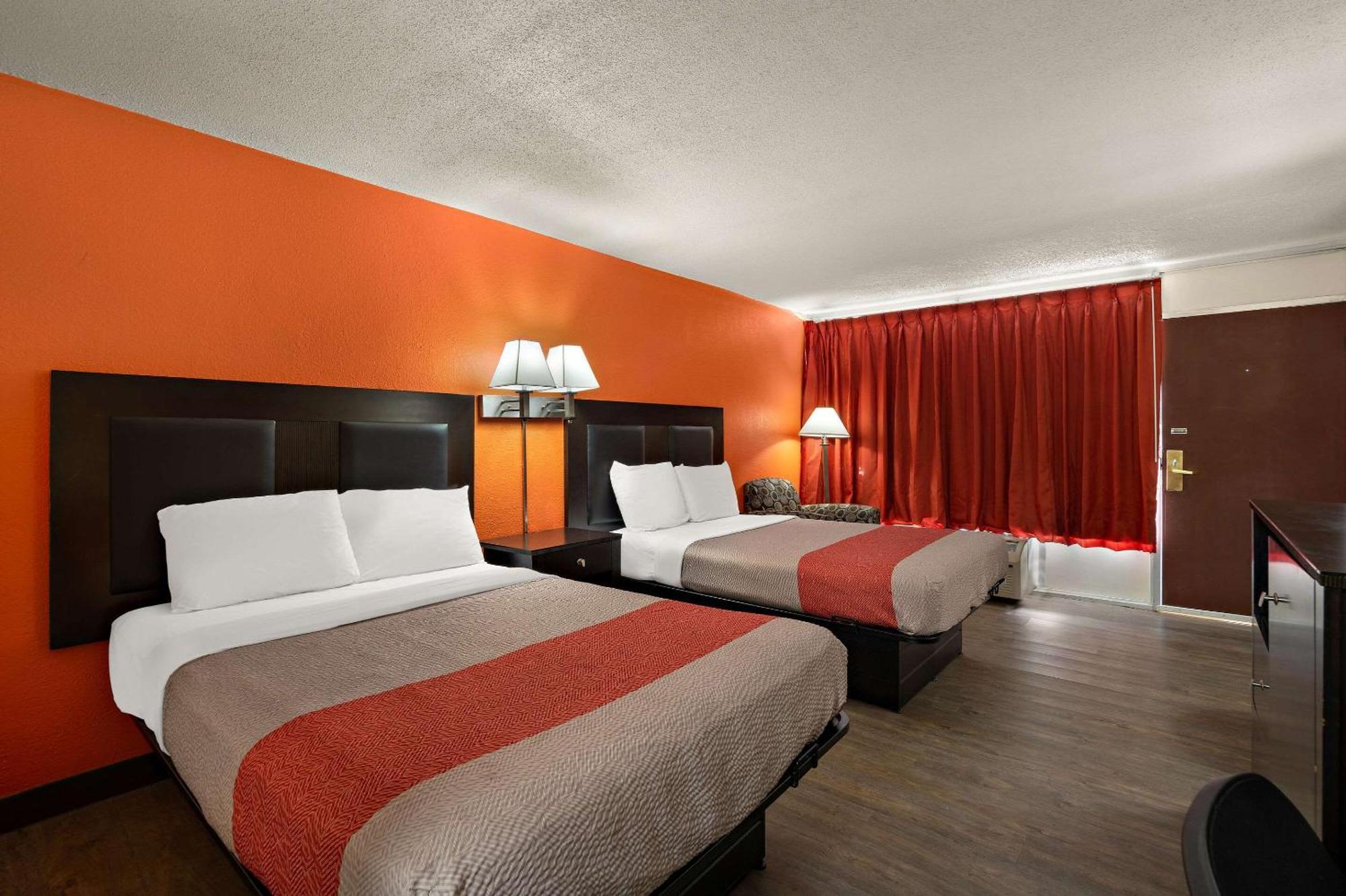 Econo Lodge Йемасси Экстерьер фото
