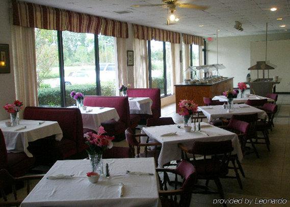 Econo Lodge Йемасси Ресторан фото