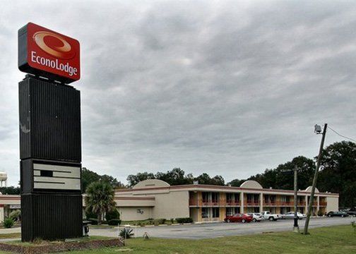 Econo Lodge Йемасси Экстерьер фото