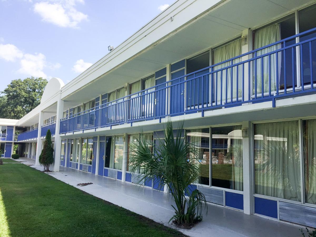 Econo Lodge Йемасси Экстерьер фото