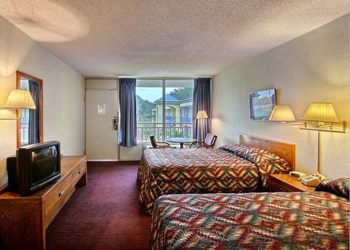 Econo Lodge Йемасси Номер фото
